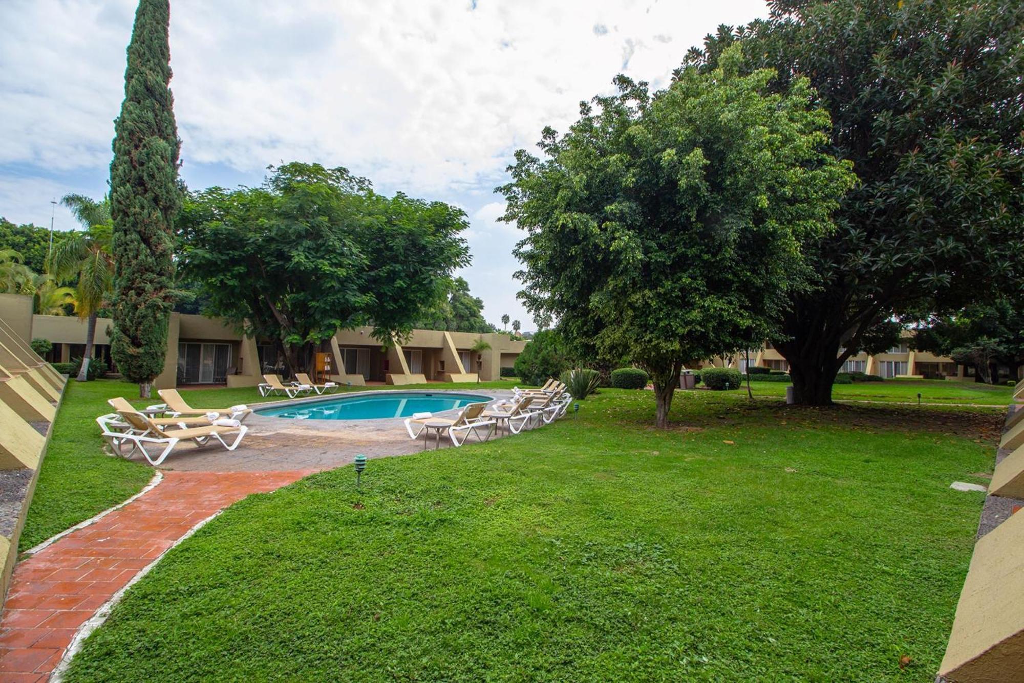 Camino Real Guadalajara Hotel Запопан Екстериор снимка